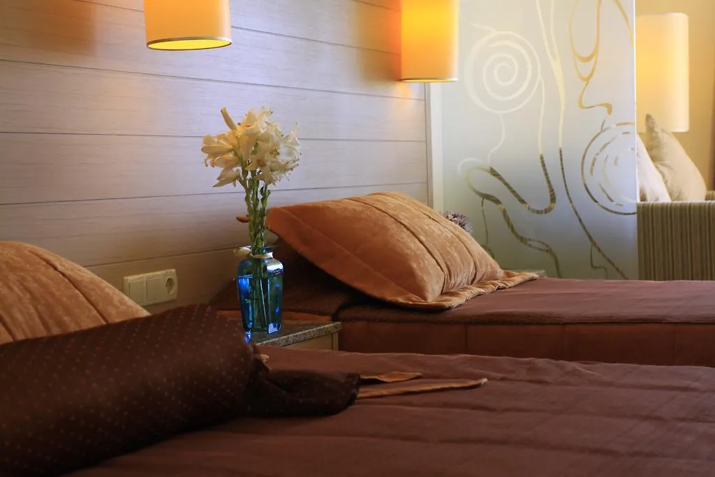 Sealight Resort Hotel Kusadası 5*,