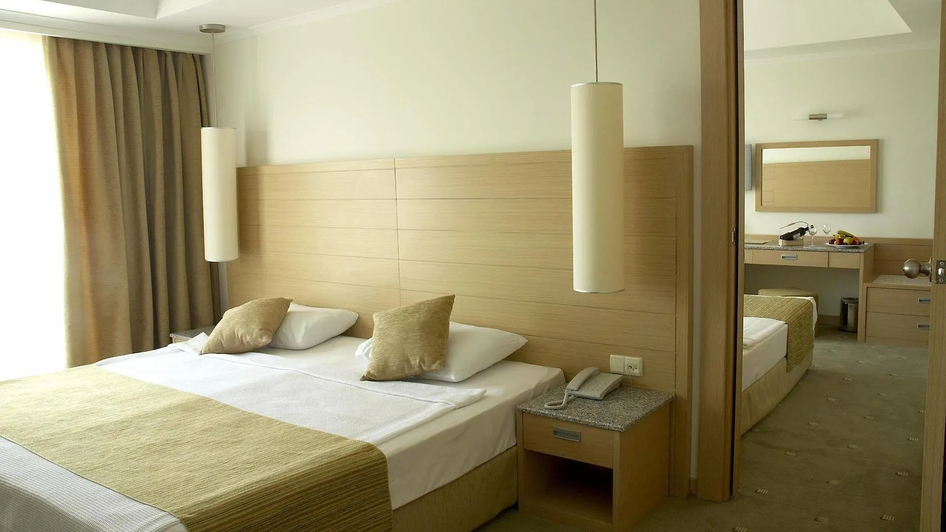 Sealight Resort Hotel Kusadasi