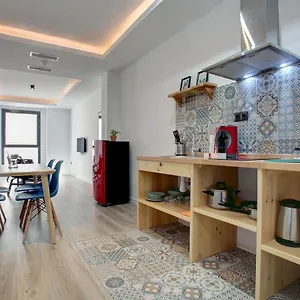 center-apartments-los-remedios.es-andalucia.com/